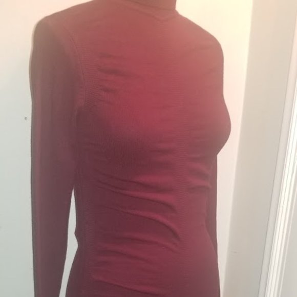 Joyce Leslie | Burgundy | Figure Fitting | Rouging | Size L - Picture 9 of 12